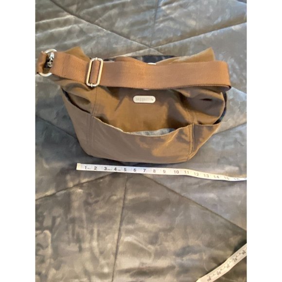 Baggallini Travel Purse Adjustible Strap Outside Pocket for Luggage Handle Brown - Picture 3 of 9